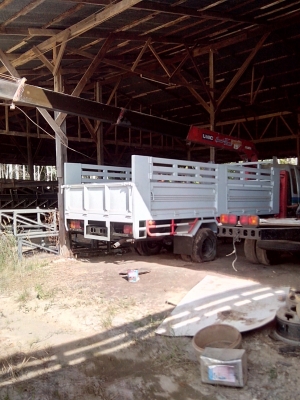 ขายเครน UNIC special-V torbo  5 ตัน 5ปอก พึ่งชื้อมาติดตั้ง  ไม่ค่อยได้ใช้งานครับ