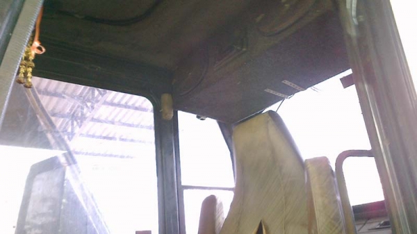 Komatsu PC120-6  ไฟฟ้าเต็ม ช่วงล่างเต็ม ใบ 70 เซ็นต์ เอกสาร Inv เครื่องเสียงเต็ม แอร์ต้องเติมน้ำยา