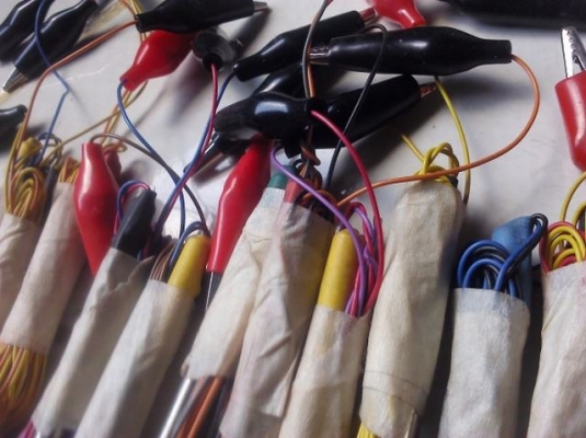 หัวแร้ง DC-AC ใช้ไฟแรงดันต่ำ ยี่ห้อ hakko ของญีปุ่น เหมาะเอาติดรถ-บ้านไว้ (มีVDOทดสอบให้ดู)