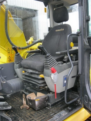 รถขุดแบคโฮ KOMATSUPC210LC-8รถนอกนำเข้า