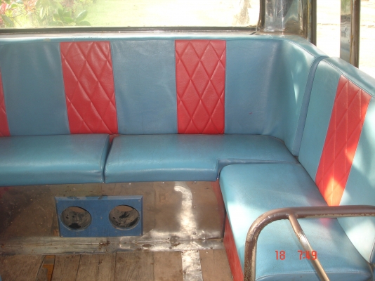 ขายรถบัสพัดลมสภาพพร้อมใช้งาน