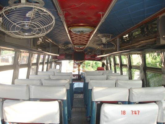 ขายรถบัสพัดลมสภาพพร้อมใช้งาน