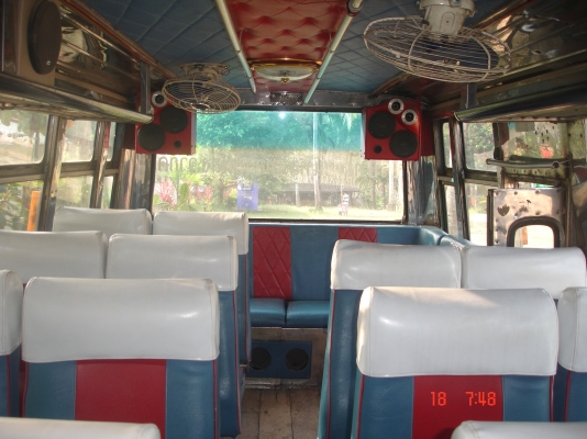 ขายรถบัสพัดลมสภาพพร้อมใช้งาน
