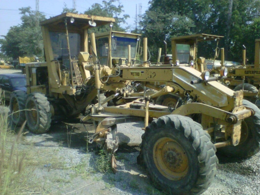 ขายรถเกรดCAT140g 8xxxxสภาพสวยพร้อมใช้ ราคาต่อรองได้ ติดต่อ อ๊อฟ พิจิตร 086-737-9991