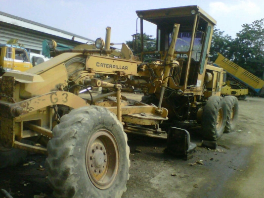 ขายรถเกรดCAT140g 8xxxxสภาพสวยพร้อมใช้ ราคาต่อรองได้ ติดต่อ อ๊อฟ พิจิตร 086-737-9991