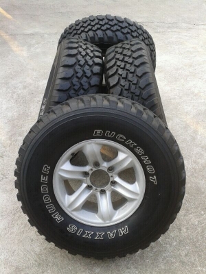 ขาย ล้อเล็บเหยี่ยวพร้อมยางMud MAXXIS 285/75R16