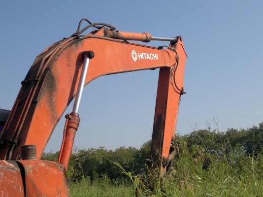ขายอะใหล่ด่วน  HITACHI EX 200-2 ทั้งคัน สนใจจองด่วน ตัดวันที่8/1/2013