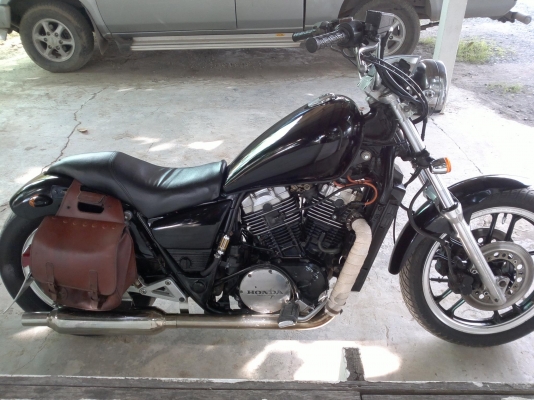 ขาย Honda 750cc เทียนพร้อมโอน ขาย Honda 750cc เทียนพร้อมโอน