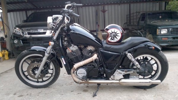 ขาย Honda 750cc เทียนพร้อมโอน