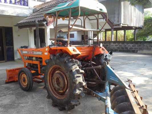 ขายด่วน รถไถ KUBOTA ZL2202 พร้อม ผานหน้า ผ่าน 5 โรตารี ขายด่วน รถไถ KUBOTA ZL2202 พร้อม ผานหน้า ผ่าน 5 โรตารี