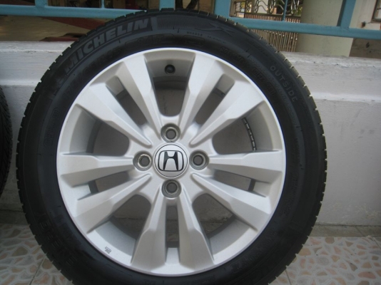 ขายล้อแม็กเดิม HONDA CITY ขอบ 15"x5" 4/100 +ยางปี 11 (081-3747940)
