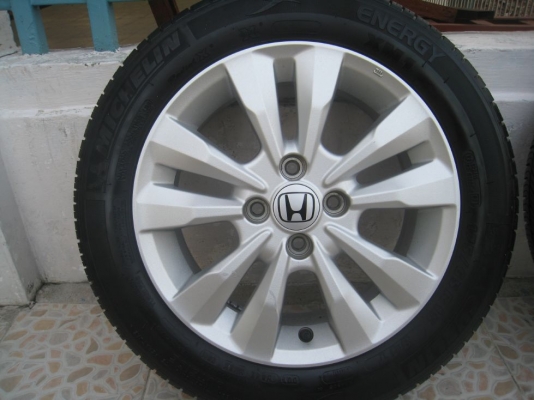 ขายล้อแม็กเดิม HONDA CITY ขอบ 15"x5" 4/100 +ยางปี 11 (081-3747940)