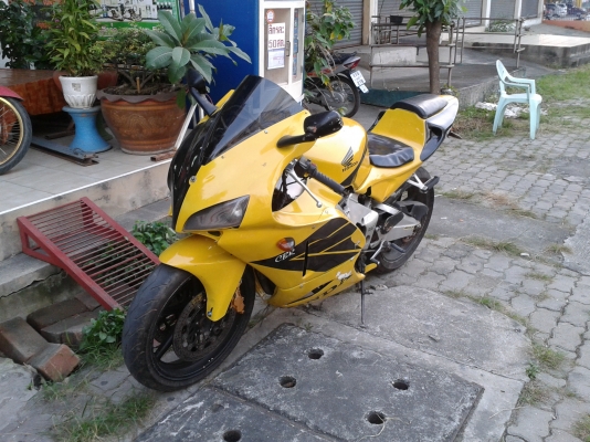 HONDA CBR400 รถปี94 ทะเบียน(โอนนอก)