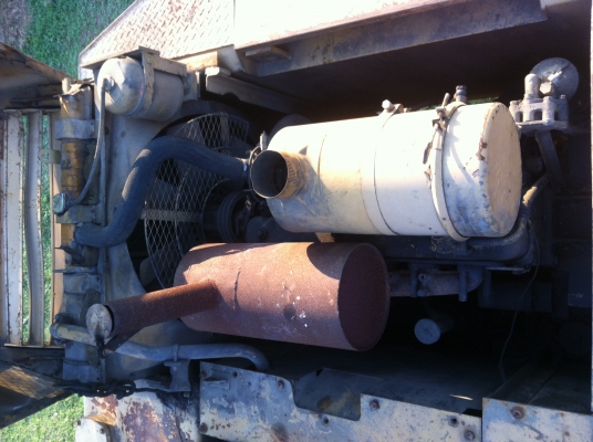 ขาย แบคโฮ Komatsu รุ่น PC200-2 กับ PC200-3 สภาพตามรูปครับ สนจัยคุยครับ