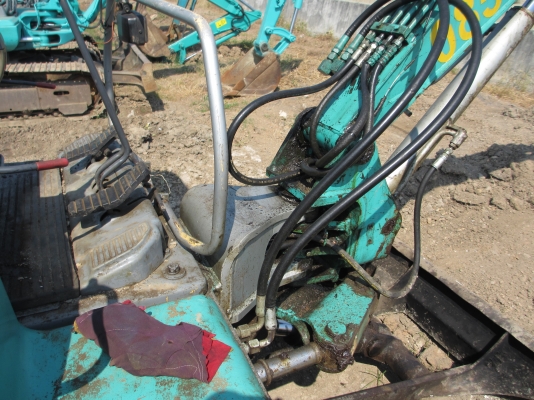 KOBELCO SK030 เก่าไทย เอวแน่น ปั็มแรง พร้อมใช้สุดๆ น้องร็อคจัดให้ KOBELCO SK030 เก่าไทย เอวแน่น ปั็มแรง พร้อมใช้สุดๆ น้องร็อคจัดให้