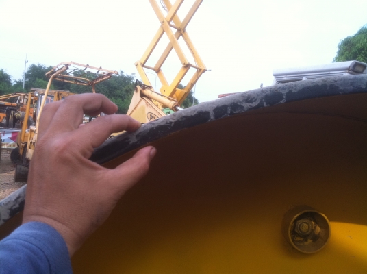 ขายรถบดสั่นสะเทือน DYNAPAC ca251