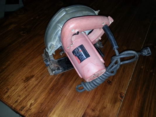 ขายเลื่อยวงเดือนผ่าไม้ขนาดใบ7นิ้วยี่ห้อMAKTEC by makitaพร้อมใช้