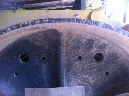 ขายด่วนรถบด3ล้อเหล็ก SAKAI KD10 เล่มทะเบียน ตรวจเช็คพร้อมใช้