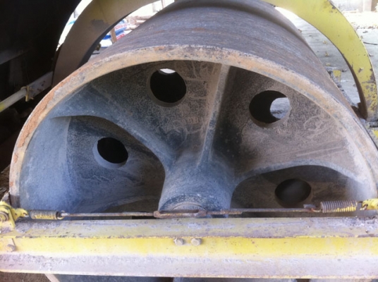 ขายด่วนรถบด3ล้อเหล็ก SAKAI KD10 เล่มทะเบียน ตรวจเช็คพร้อมใช้