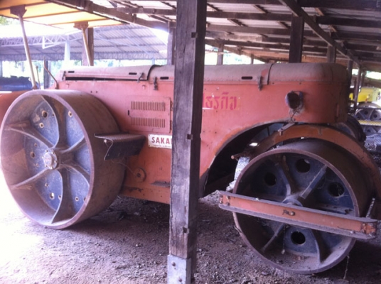 ขายด่วนรถบด3ล้อเหล็ก SAKAI KD10 เล่มทะเบียน ตรวจเช็คพร้อมใช้