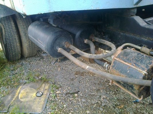 ขาย6ล้อดั้ม ISUZU คัสซีใหญ่ แอร์ใหม่(ไม่มีเครื่องและเกียร์เท่านั้น เพราะยกลง) ลองอ่านรายละเอียด....