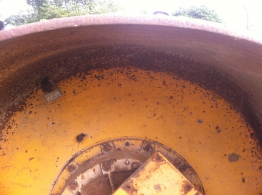 ขายด่วนลูกเลียบรถบดDYNAPAC CA251D พร้อมใช้