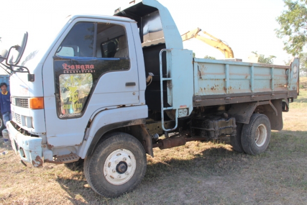 ขายหกล้อดั้มพ์ ISUZU FRR 175