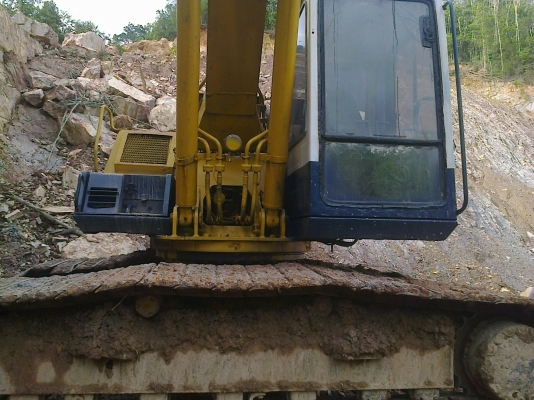 PC200-5 รถแค่สาดสีใหม่ สภาพดี ใช้งานดี ไม่โหลด เครื่องปั้มแห้ง