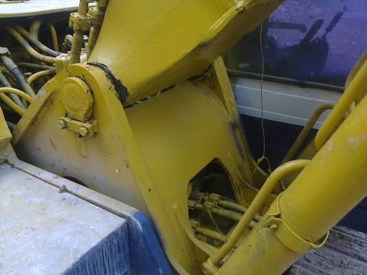 PC200-5 รถแค่สาดสีใหม่ สภาพดี ใช้งานดี ไม่โหลด เครื่องปั้มแห้ง