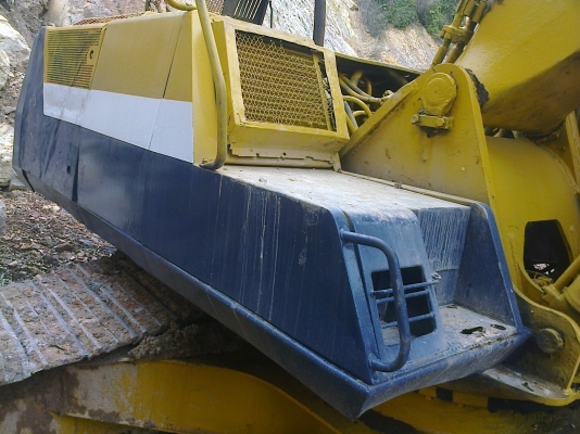 PC200-5 รถแค่สาดสีใหม่ สภาพดี ใช้งานดี ไม่โหลด เครื่องปั้มแห้ง