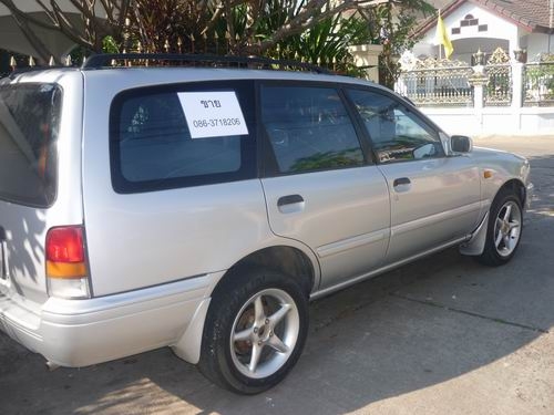 นิสสัน NV VAN ปี94เครื่องหัวฉีด สีใหม่ พวงมาลัยเพาเวอร์ 95000บาท