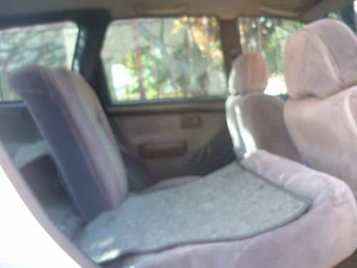 นิสสัน NV VAN ปี94เครื่องหัวฉีด สีใหม่ พวงมาลัยเพาเวอร์ 95000บาท