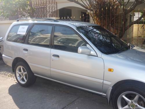 นิสสัน NV VAN ปี94เครื่องหัวฉีด สีใหม่ พวงมาลัยเพาเวอร์ 95000บาท