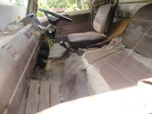 HINO KM779 หัวเดิม เครื่องเดิม กระบะเหล็ก เล่มพร้อมค่ะ HINO KM779 หัวเดิม เครื่องเดิม กระบะเหล็ก เล่มพร้อมค่ะ