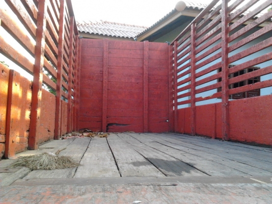 ขาย 6ล้อ ใหญ่ HINO KL340 เครื่องEH100 150 แรง ไม่เยิ้ม ไม่ไอ  กระบะไม้ยาว 5 เมตร พื้นดีไม่ผุ ยาง8.25ขอบ20 ดี6เส้น ภายในดี คอนโซลครบ พร้อมใช้ พร้อมลุยงาน***ขายแล้วครับขอบคุณ Truck2hand