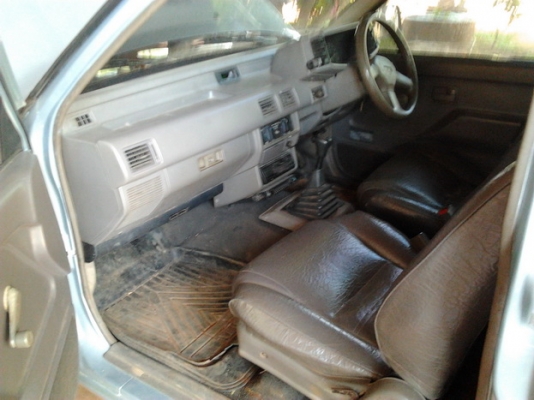 ***ขายแล้วครับขอบคุณ Truck2hand ขาย กระบะแค็ป มังกรทอง 2.5 ปี 37/94 90HP เครื่องมังกรทอง2.5ไดเร็ค แน่นจัด แห้งสนิท ช่วงล่างดี ไม่ส่ายไม่เลื้อย คัสซีดี ภายในสวย เบาะไม่ขาดคอนโซลครบ แอร์พร้อม ไม่พาวเวอร์ หน้า-หลังเดิมๆ ไม่เคยชน สีสวย รถกลับสีมา ล้อแม็ก ยางด