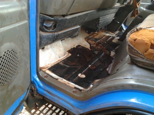 ขาย 6ล้อ บรรทุก "ขวัญใจแฟนพันธ์ุแท้ รถแรง" !!! ISUZU NPR120 ปี39 NPR66LX5 T วางเครื่อง 6BG1 175 แรง แรงจัดประหยัด ไม่หลวม ไม่เยิ้ม ช่วงล่างใหญ่ เฟืองท้าย F คานหน้า เสี่ยสั่งลุย คัสซีสวย ไม่มีบวม พาวเวอร์ แอร์ เบรคทริฟฟี่ ***ขายแล้วครับขอบคุณ Tru