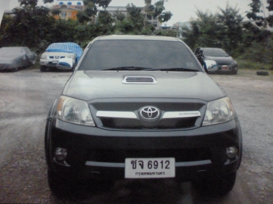 ขายดาวน์ วีโก้ 4 ประตู ราคา 40000 สนใจจริงโทรติดต่อ084-6986400