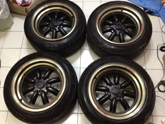 ขายแม็กซ์มือ2 ล้อกล้วยขอบ15 4/100 กว้าง8 +ยาง 12500 บาท ราคาถูก