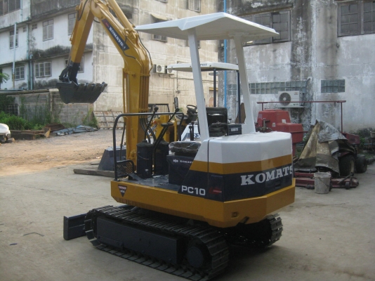 ขายรถขุดดินBACKHOE KOMATSU PC10-6แทร็กเหล็ก พร้อมใช้งาน