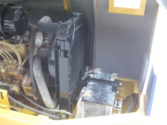 ขายรถขุดดินBACKHOE KOMATSU PC10-6แทร็กเหล็ก พร้อมใช้งาน