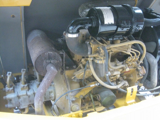 ขายรถขุดดินBACKHOE KOMATSU PC10-6แทร็กเหล็ก พร้อมใช้งาน