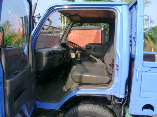 ISUZU NKR 69 E เครื่อง 4JB 1 บรรทุก 4 ล้อ ไม่ติดเวลา ISUZU NKR 69 E เครื่อง 4JB 1 บรรทุก 4 ล้อ ไม่ติดเวลา