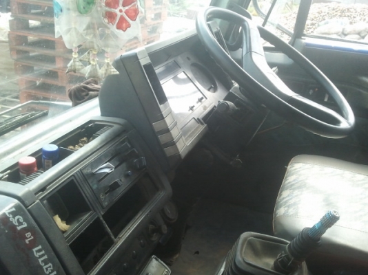 (ลดราคาลงอีก)ขาย ROCKY  6BG1  175 แรง  ตามสภาพ รถใช้งานทุกวัน