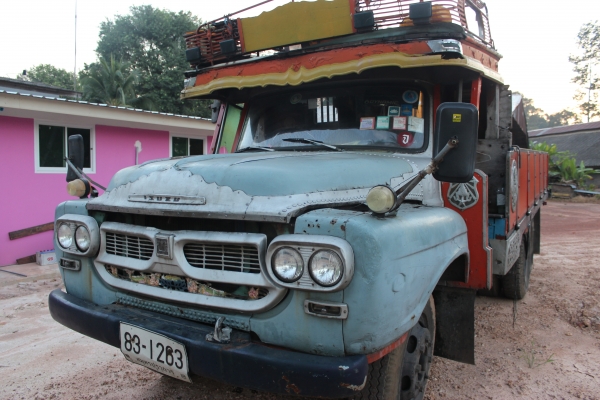 สิบล้อหัวยาว