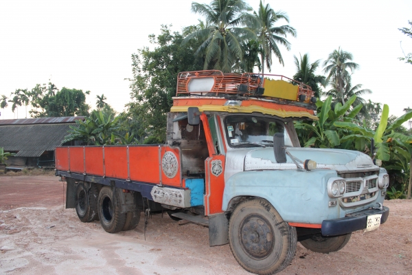 สิบล้อหัวยาว