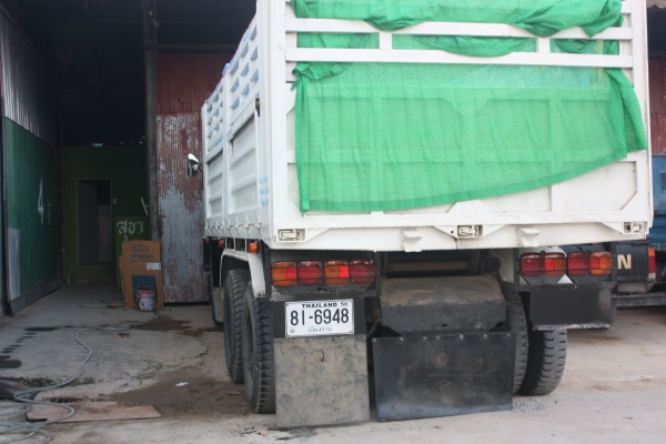 ขาย10ล้อ2เพลา F17 เครื่อง195 ขาย10ล้อ2เพลา F17 เครื่อง195