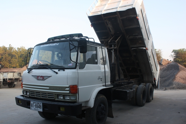 ขาย10ล้อ2เพลา F17 เครื่อง195