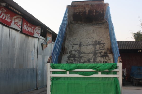 ขาย10ล้อ2เพลา F17 เครื่อง195 ขาย10ล้อ2เพลา F17 เครื่อง195