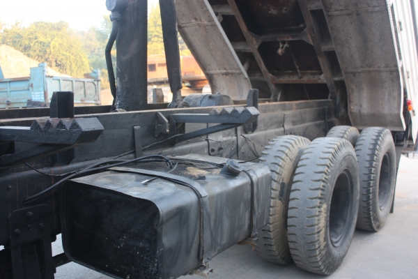 ขาย10ล้อ2เพลา F17 เครื่อง195 ขาย10ล้อ2เพลา F17 เครื่อง195